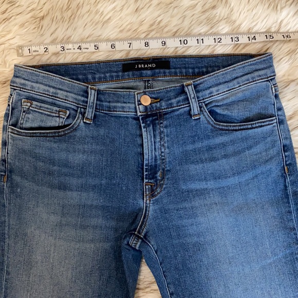 J Brand Sadey Mid Rise Straight Leg Crop Jeans Delphi Wash Raw Hem Size 27 - Picture 12 of 15